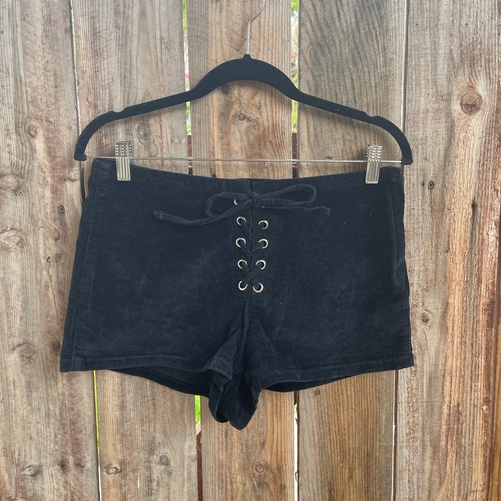 Urban Outfitters BDG corduroy shorts | Size 29